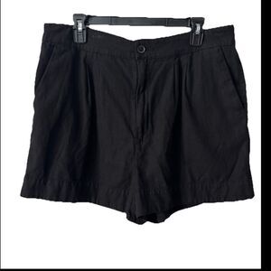 Joie Pleated Short Cotton Linen blend size Large Black W/Pockets High rise